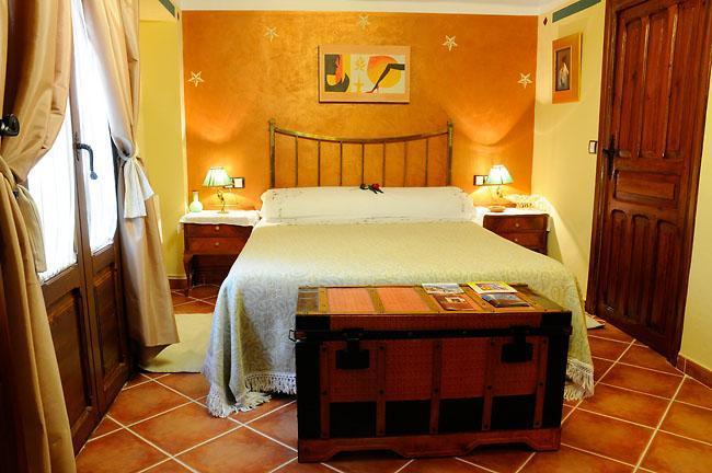 Hotel Casa De La Fuente Alcorisa Room photo